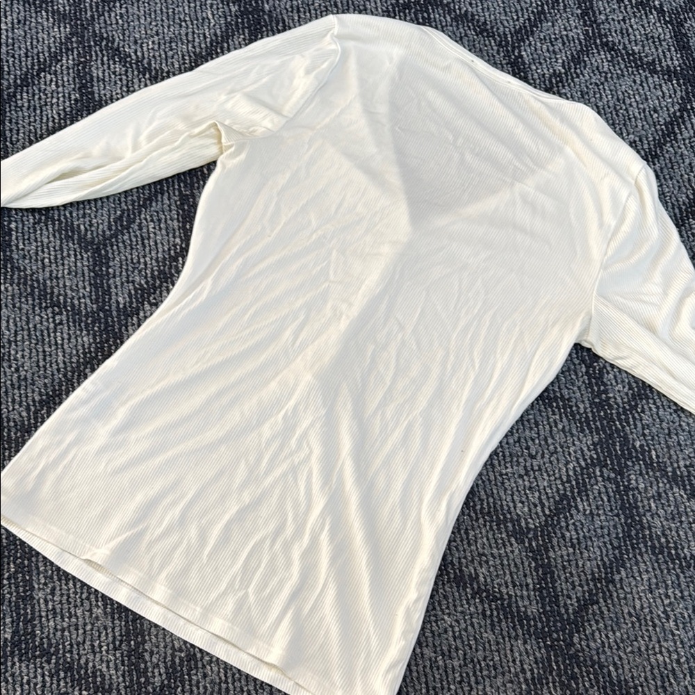 RW&CO White and Black Fitted Long Sleeve Blouses - Picture 8 of 8